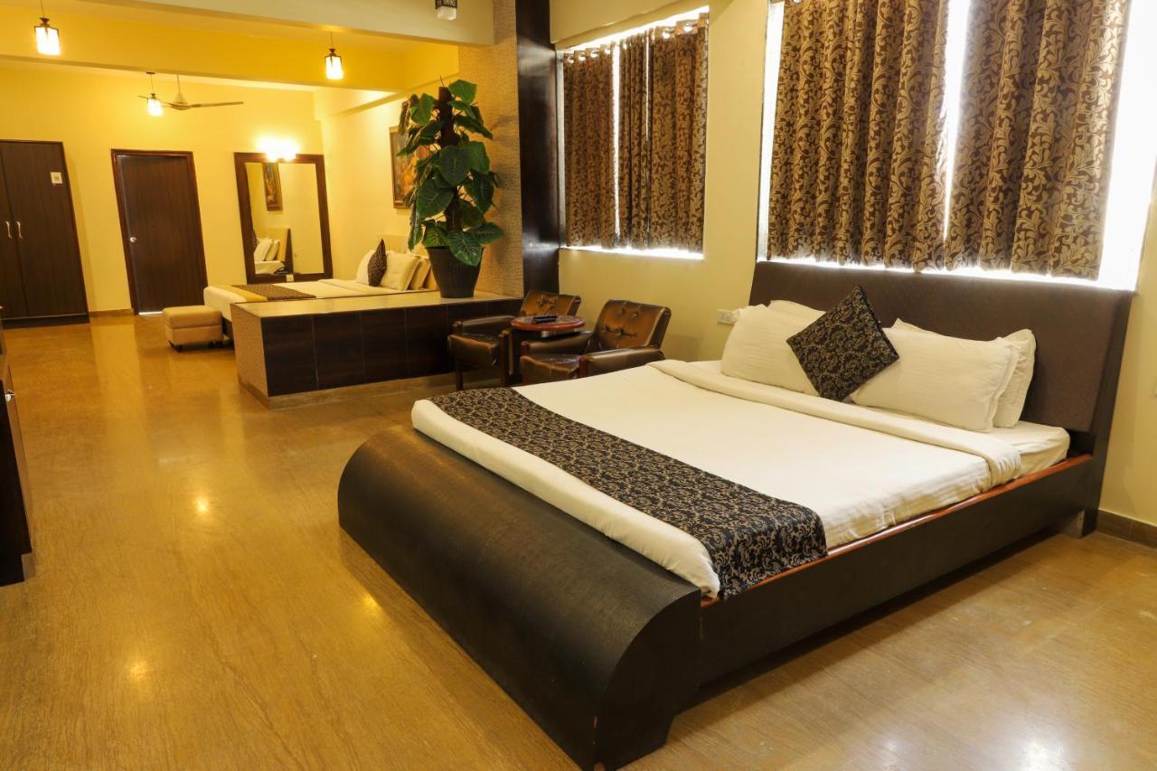 Regenta Central Mewargarh, Near Biological Park Udaipur Exterior foto